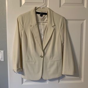 Small Kensie cream 3/4 sleeve blazer with silky polka dot interior.